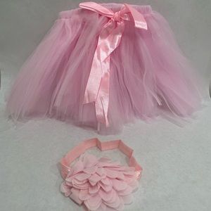 Baby girl headband and pink dress set